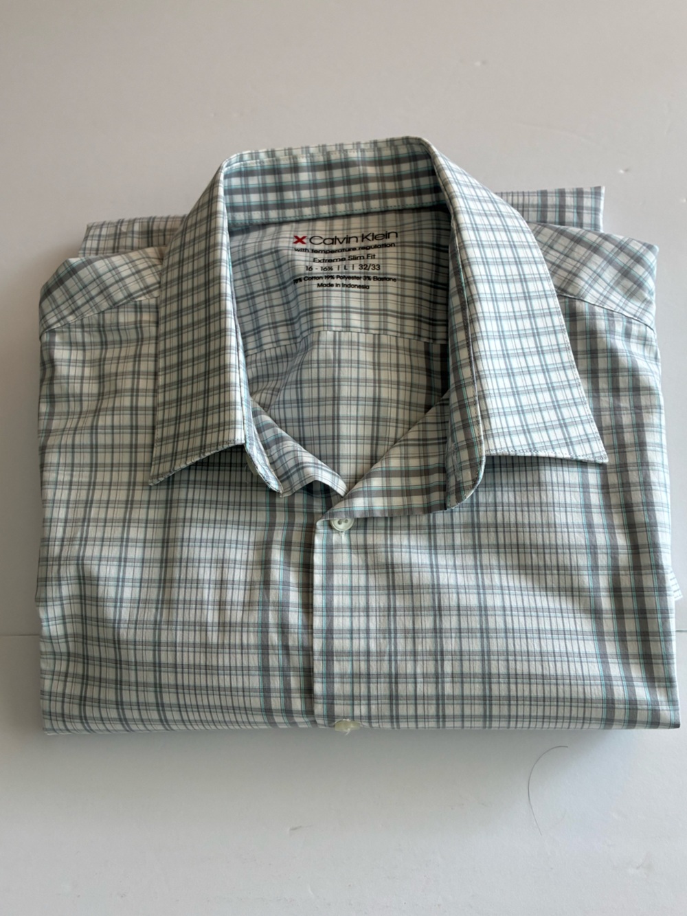 Calvin Klein Mens Shirt 16 16.5 32/33 Extreme Slim Fit Gray White Plaid Dress - Picture 7 of 7